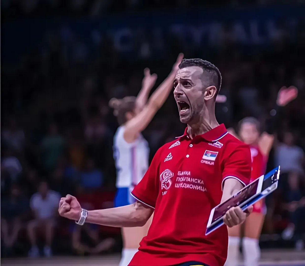 鲁尼复出助攻进球，球队狂胜反弹状态